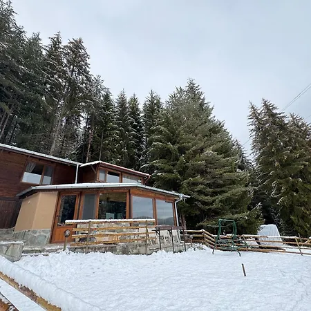 Vakantiehuis Raiski Kyt *