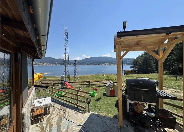 Vakantiehuis Raiski Kyt *